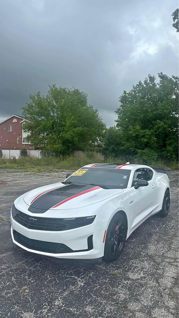 2021 Chevrolet camaro lt1