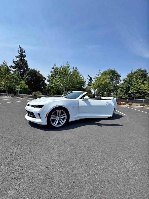 2017 Chevrolet Camaro - RS