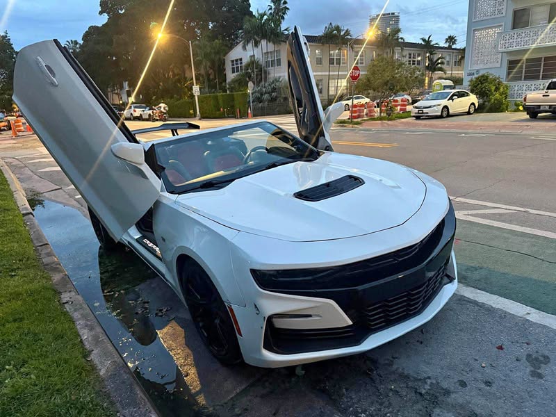 2019 Chevrolet Camaro - Convertible