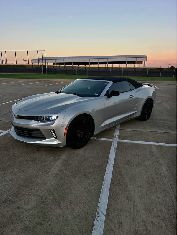 2018 Chevrolet Camaro - LT