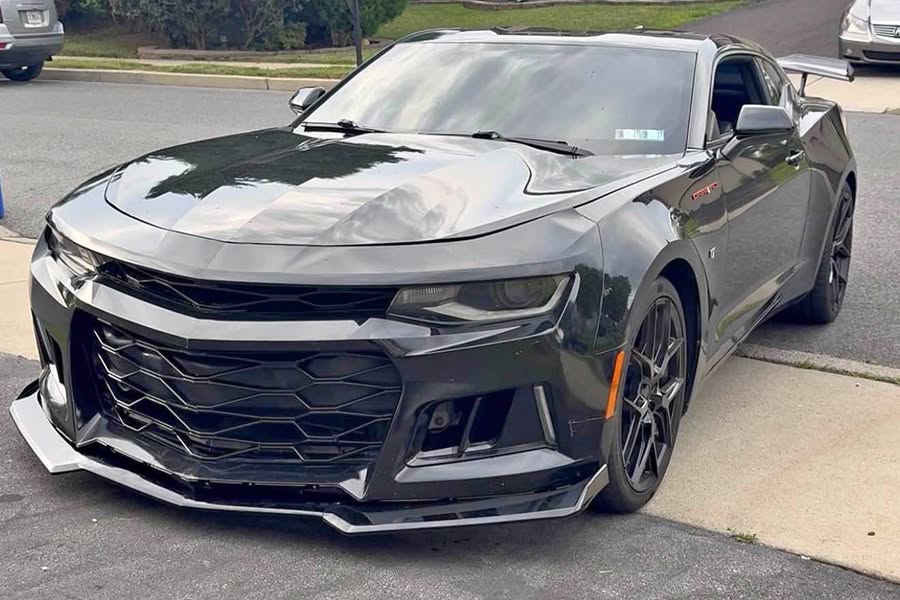 2016 Chevrolet Camaro - V6