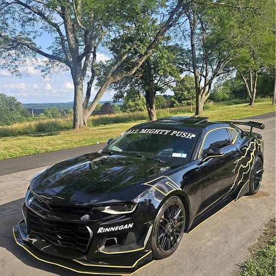 2017 Chevrolet Camaro - automatic 7 Speed automatic