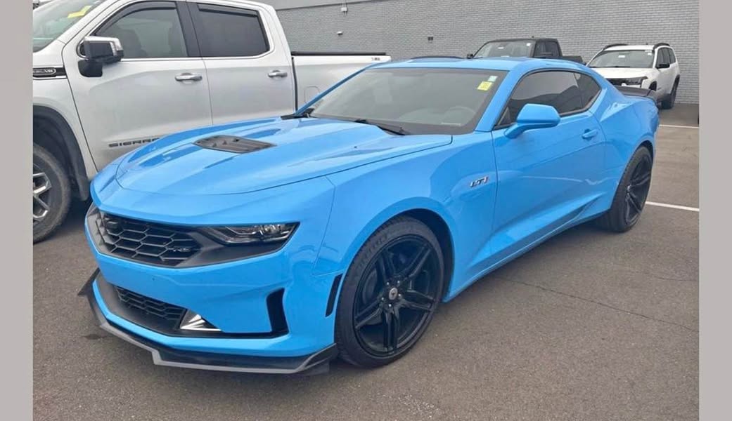 2022 Chevrolet  Camaro LT1
