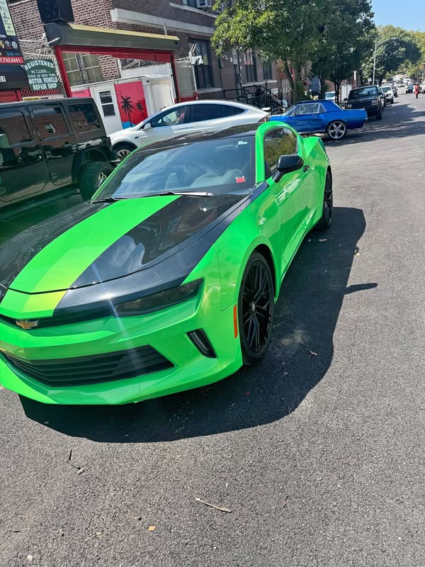 2018 Chevrolet Camaro - Lt