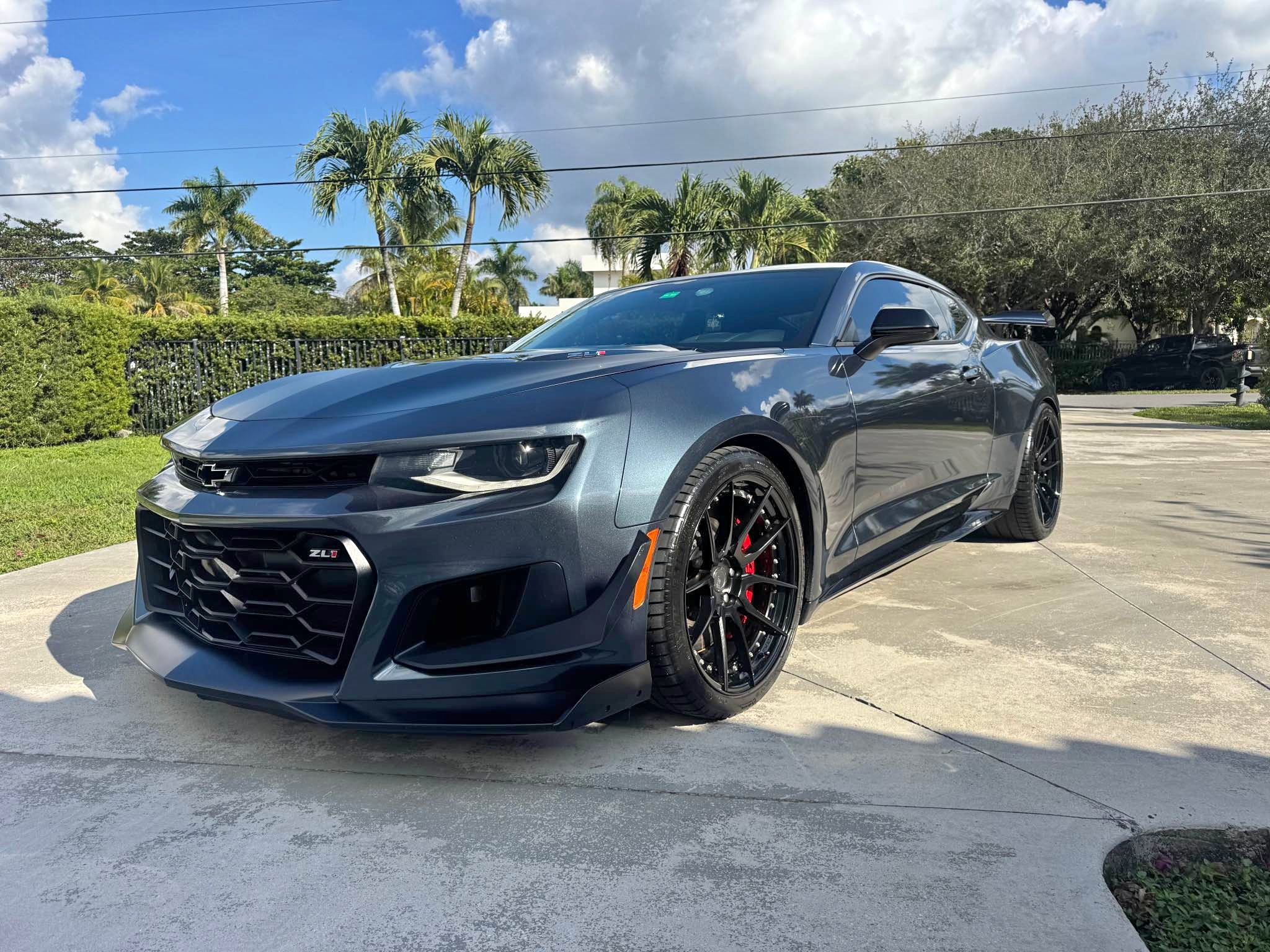 2019 Chevrolet Camaro - ZL1.  1LE