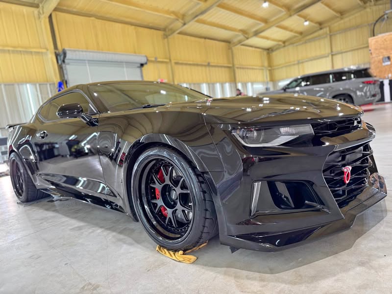 2018 Chevrolet Camaro - ZL1 Coupe 2D