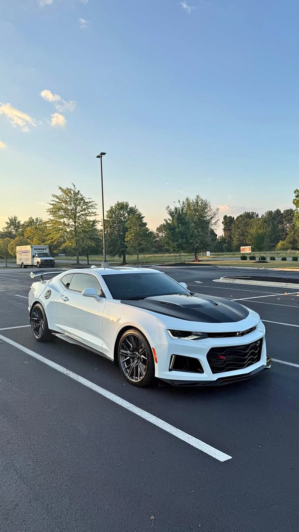 2020 Chevrolet Camaro - ZL1