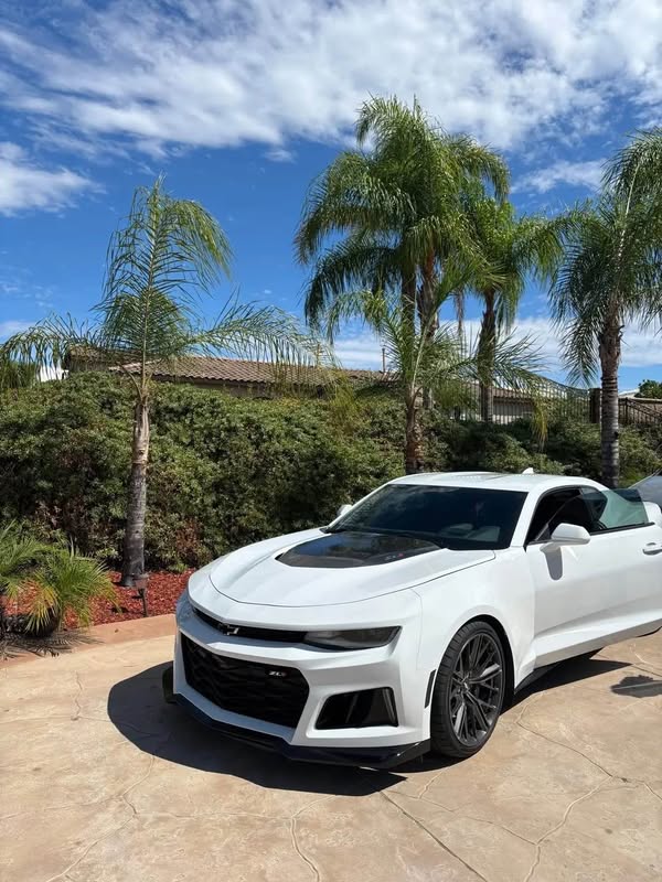 2018 Chevrolet Camaro - Clean title Magnuson 2650 ZL1