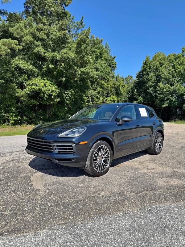 2023 Porsche Cayenne - Platinum Edition Sport Utility 4D