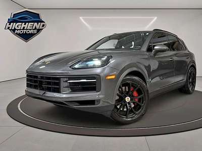2024 Porsche Cayenne - Sport Utility 4D