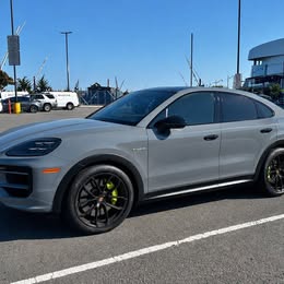 2024 Porsche cayenne s e-hybrid