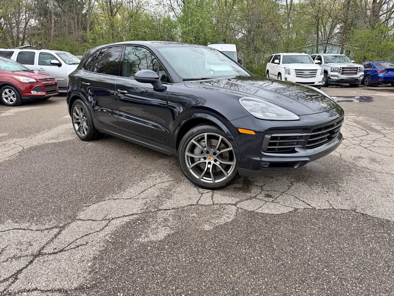 2023 Porsche Cayenne - S Platinum Edition Sport Utility 4D