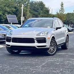 2023 Porsche Cayenne  \ud83e\udd18 34269 Miles