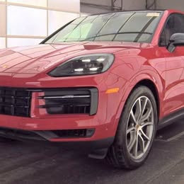 2024 Porsche Cayenne BASE   Miles