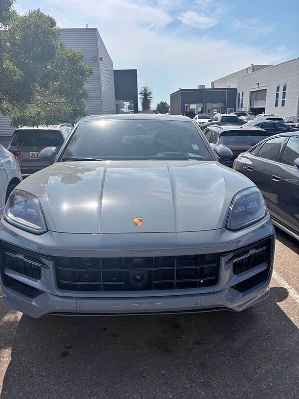 2024 Porsche Cayenne - Sport Utility 4D