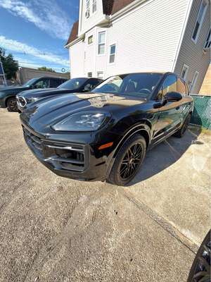 2024 Porsche Cayenne - S Sport Utility 4D