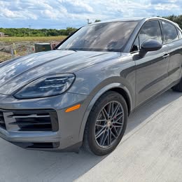 2024 Porsche Cayenne S Coup