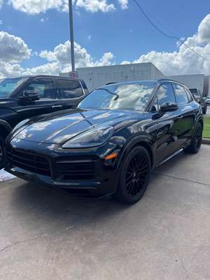 2023 Porsche cayenne awd