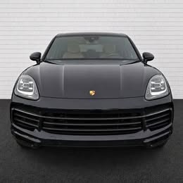 2023 Porsche cayenne platinum edition