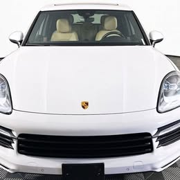2023 Porsche Cayenne BASE