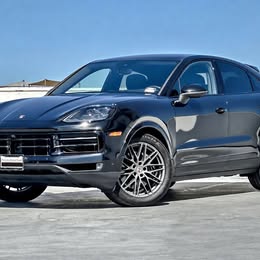 2025 Porsche Cayenne Cayenne Coupe (Coupe AWD)  8570 Miles