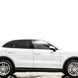 2023 Porsche Cayenne -Premium Package Plus, Bose Audio, Panoramic Roof \ud83e\udd18 27983 Miles