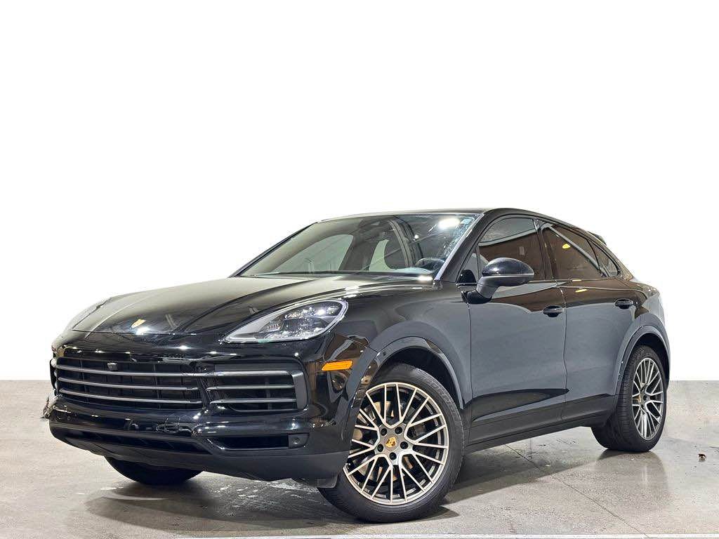 2022 Porsche Cayenne - S