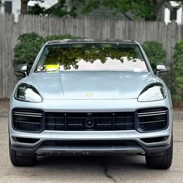2023 Porsche cayenne coupe turbo gt