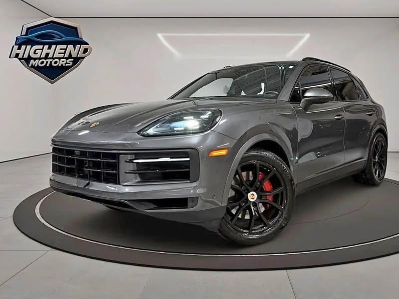 2024 Porsche Cayenne - AWD