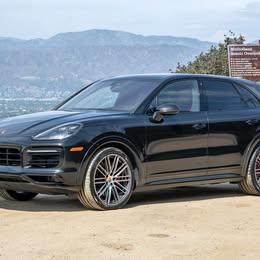 2023 Porsche cayenne GTS