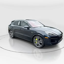2023 Porsche Cayenne Turbo S E-Hybrid