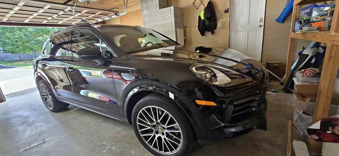 2023 Porsche Cayenne - S Platinum Edition Sport Utility 4D