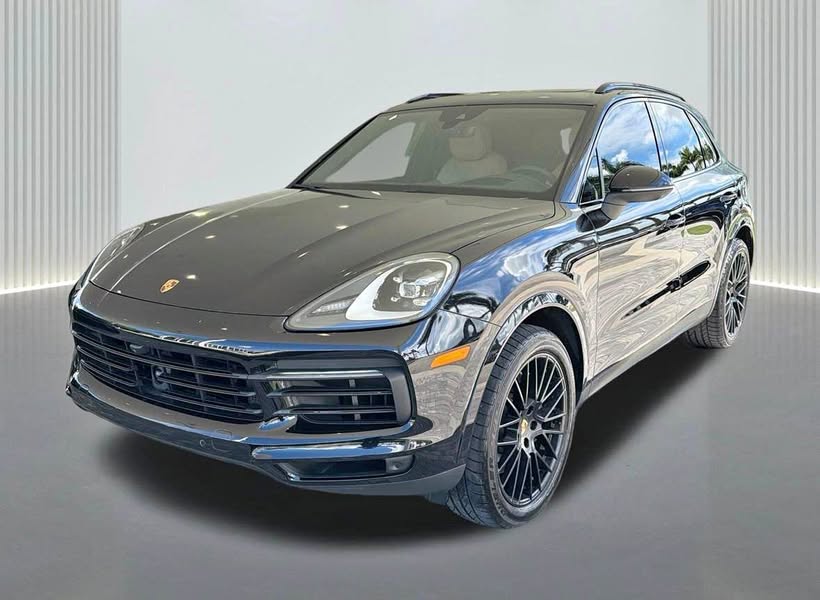 2022 Porsche Cayenne - Sport Utility 4D