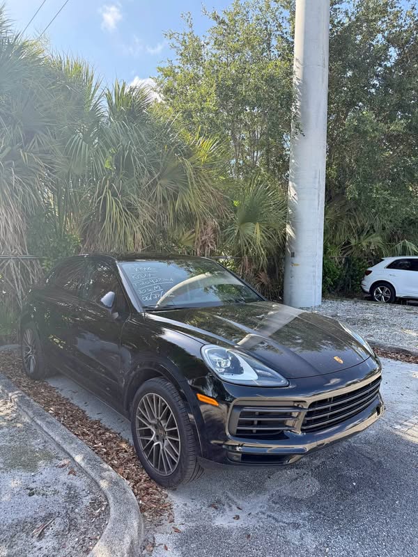 2023 Porsche Porsche Cayenne Coupe - E-Hybrid Sport Utility 4D