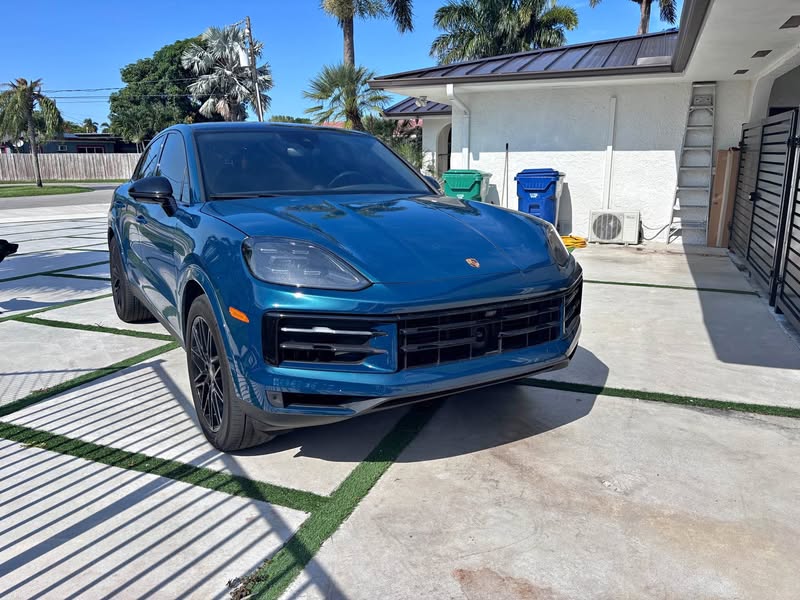 2024 Porsche Cayenne - Sport Utility 4D