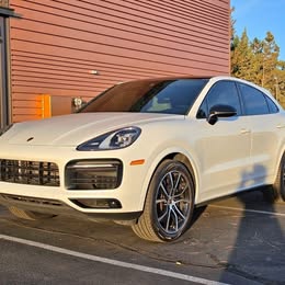 2022 Porsche Cayenne Coupe