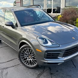 2022 Porsche Cayenne AWD