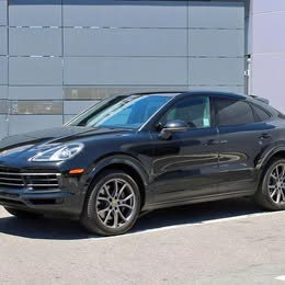 2023 Porsche Cayenne Platinum Edition