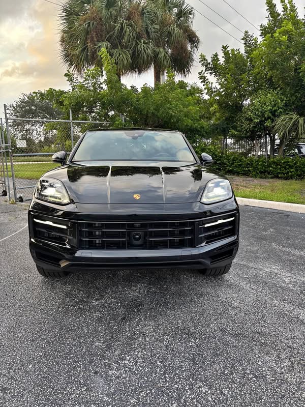 2024 Porsche Porsche Cayenne Coupe - Sport Utility 4D
