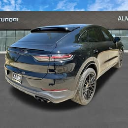 2022 Porsche Cayenne Coupe NDA52422