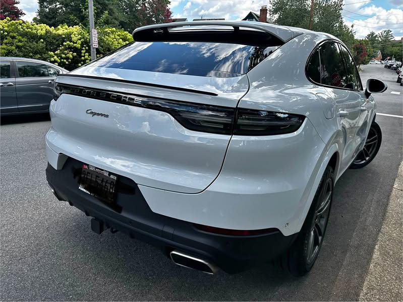 2022 Porsche Porsche Cayenne Coupe - Sport Utility 4D