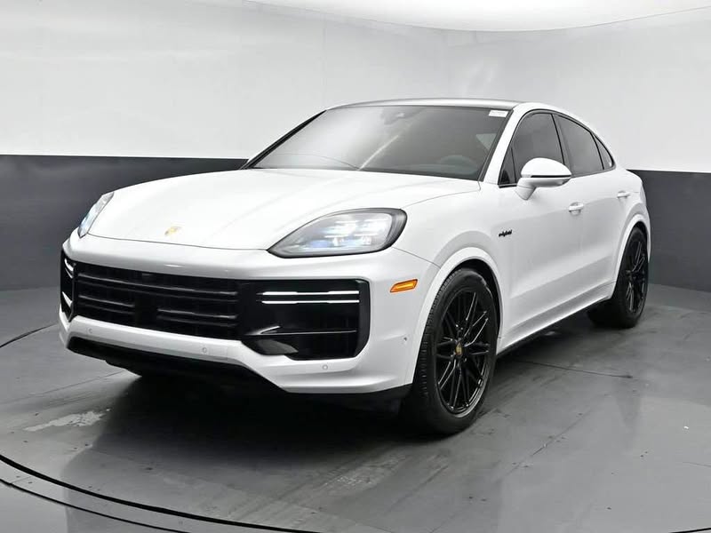 2024 Porsche Porsche Cayenne Coupe - Turbo S E-Hybrid Sport Utility 4D