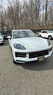 2024 Porsche Cayenne - Other