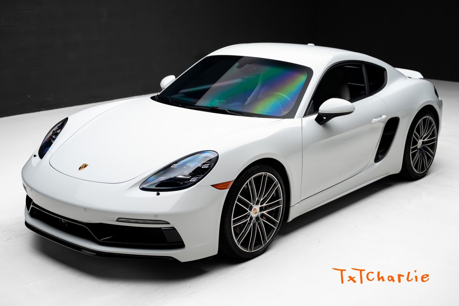 2025 Porsche Cayenne GTS