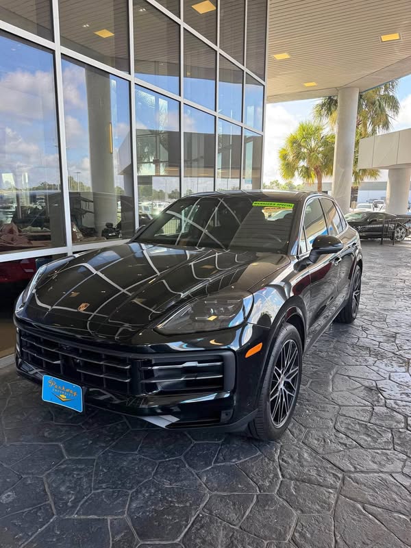 2025 Porsche Cayenne