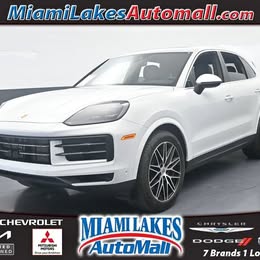 2025 Porsche Cayenne Base =\u0025