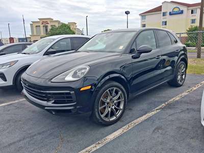 2022 Porsche Cayenne - Platinum Edition Sport Utility 4D