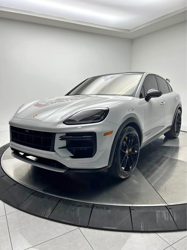2024 Porsche Cayenne - Turbo GT