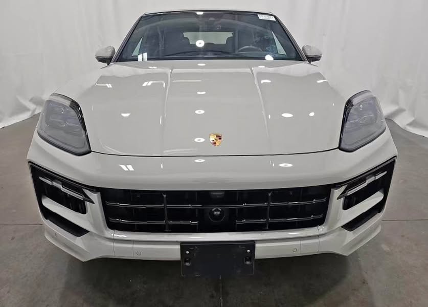 2024 Porsche Cayenne - S Sport Utility 4D