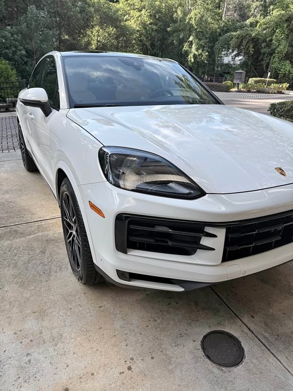 2024 Porsche Cayenne - Turbo Sport Utility 4D